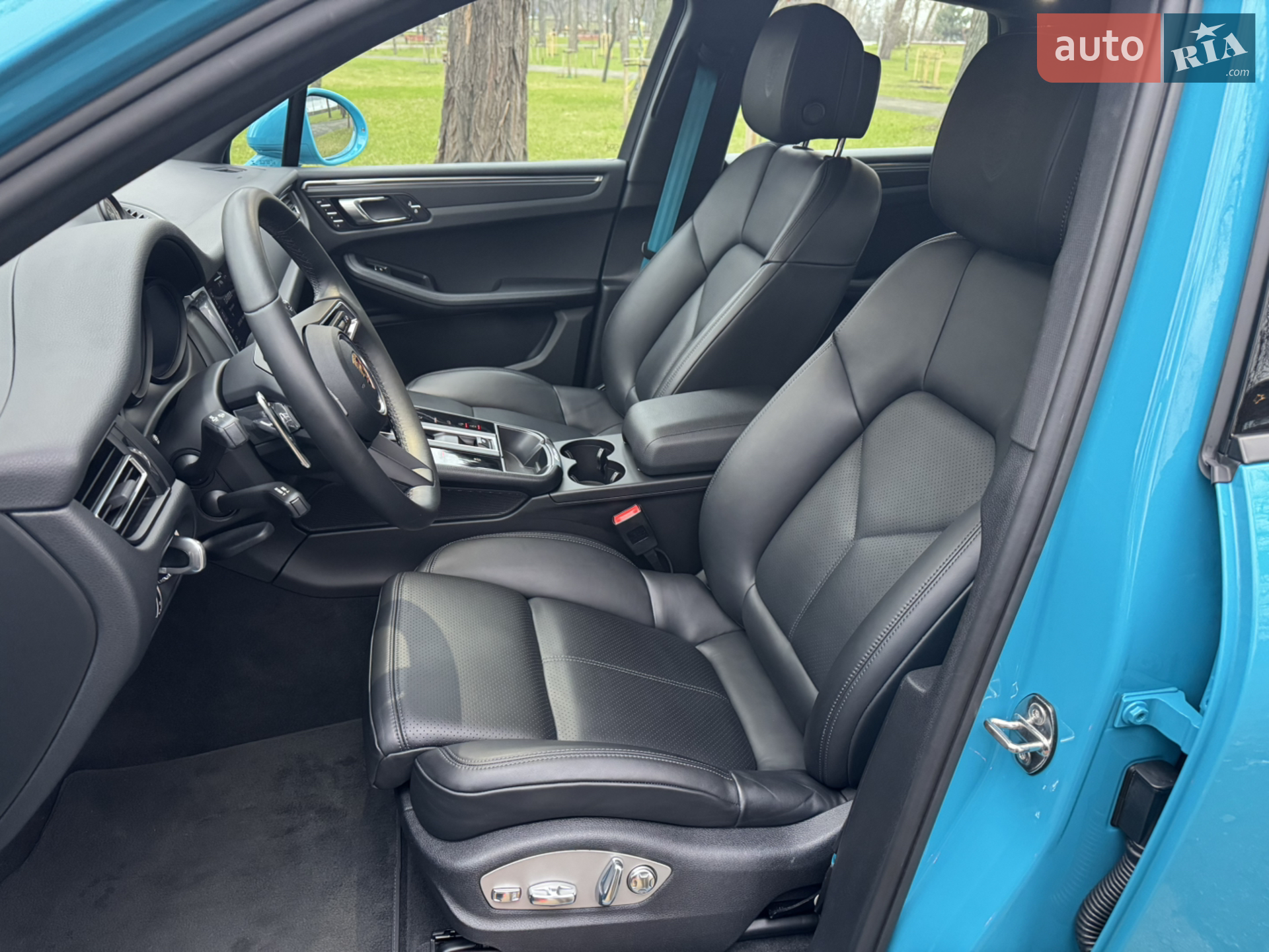 2022 Porsche Macan - мініатюра 17