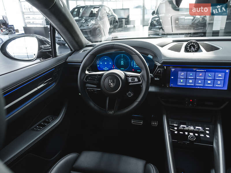 Внедорожник / Кроссовер Porsche Macan 2024 в Харькове