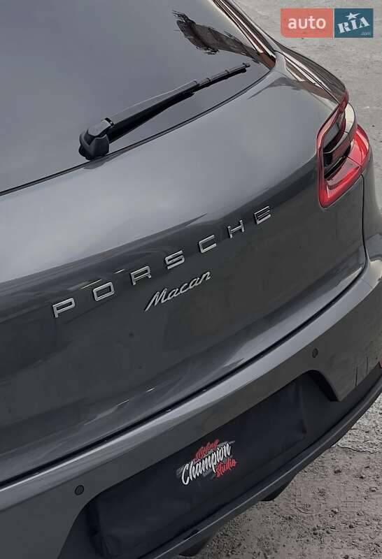Внедорожник / Кроссовер Porsche Macan 2018 в Киеве