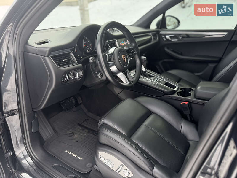 Внедорожник / Кроссовер Porsche Macan 2018 в Харькове