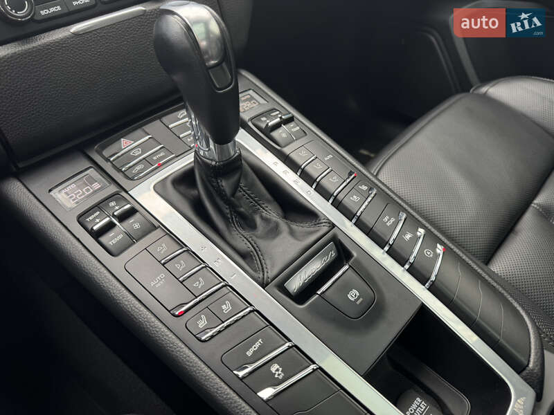 Внедорожник / Кроссовер Porsche Macan 2018 в Харькове