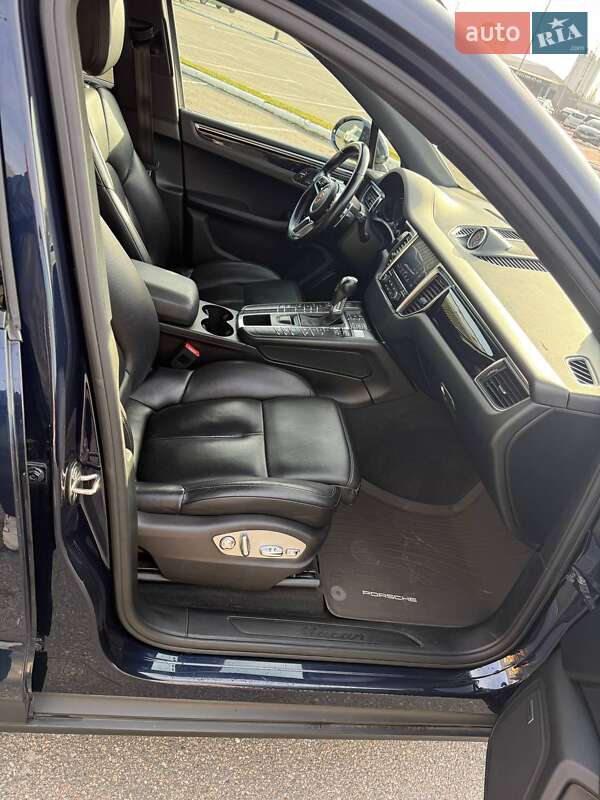 Внедорожник / Кроссовер Porsche Macan 2018 в Киеве фото 10 Внедорожник / Кроссовер Porsche Macan 2018 в Киеве