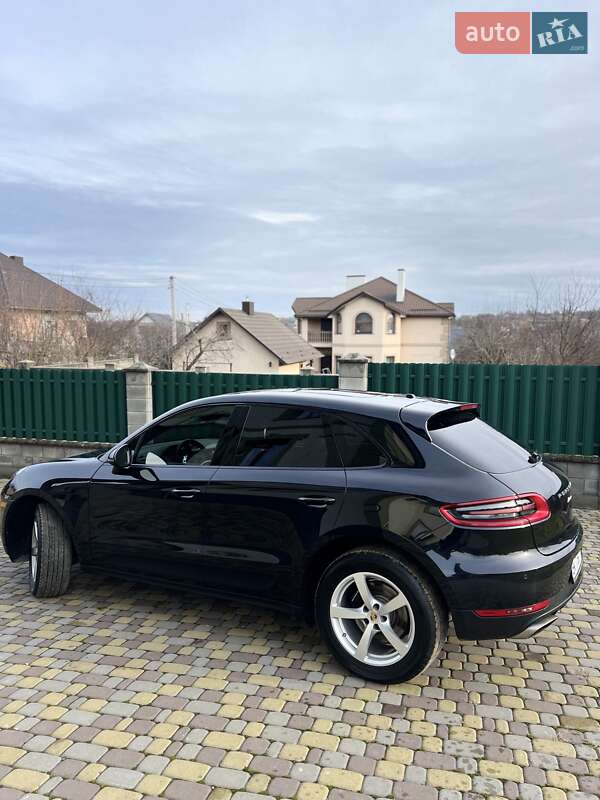 Внедорожник / Кроссовер Porsche Macan 2016 в Киеве