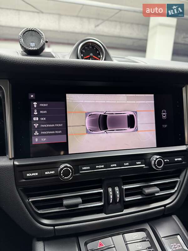 Внедорожник / Кроссовер Porsche Macan 2021 в Киеве