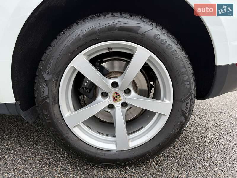 Внедорожник / Кроссовер Porsche Macan 2017 в Днепре фото 32 Внедорожник / Кроссовер Porsche Macan 2017 в Днепре