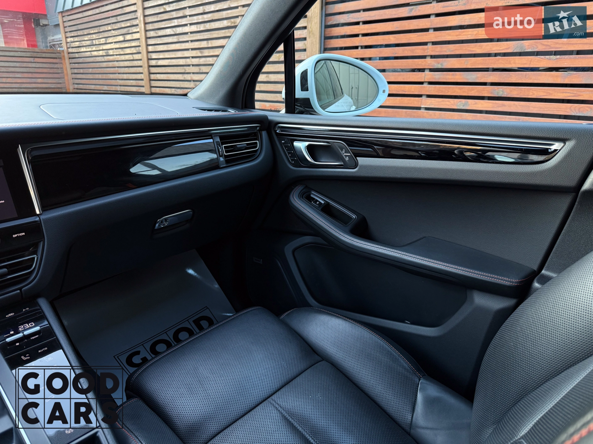 2022 Porsche Macan - мініатюра 33