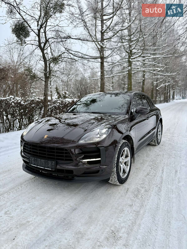 Внедорожник / Кроссовер Porsche Macan 2020 в Звягеле