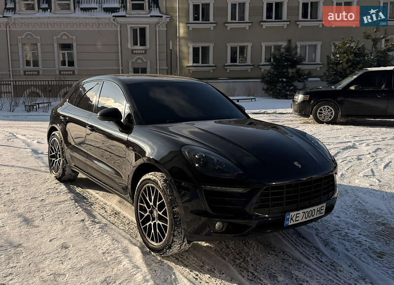 Внедорожник / Кроссовер Porsche Macan 2014 в Киеве фото 3 Внедорожник / Кроссовер Porsche Macan 2014 в Киеве