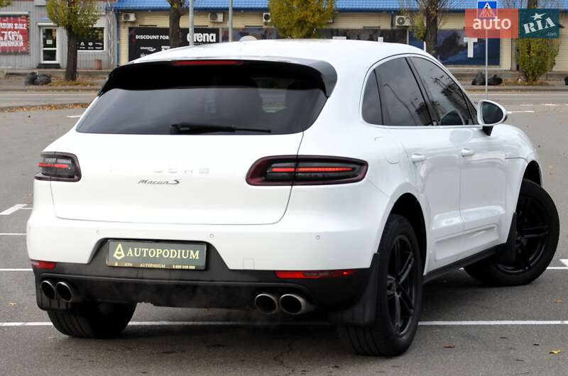 Внедорожник / Кроссовер Porsche Macan 2015 в Киеве фото 12 Внедорожник / Кроссовер Porsche Macan 2015 в Киеве