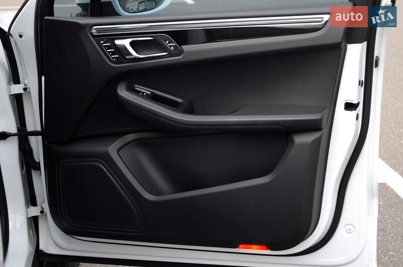 Внедорожник / Кроссовер Porsche Macan 2015 в Киеве фото 33 Внедорожник / Кроссовер Porsche Macan 2015 в Киеве