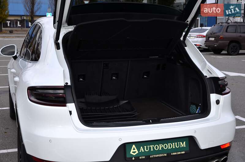 Внедорожник / Кроссовер Porsche Macan 2015 в Киеве фото 47 Внедорожник / Кроссовер Porsche Macan 2015 в Киеве