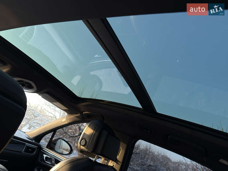 Внедорожник / Кроссовер Porsche Macan 2015 в Киеве фото 24 Внедорожник / Кроссовер Porsche Macan 2015 в Киеве