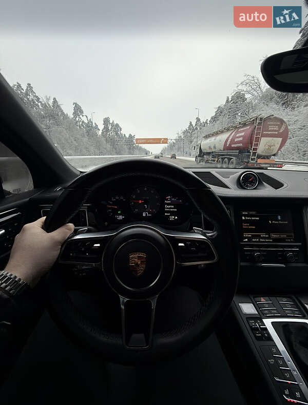 Внедорожник / Кроссовер Porsche Macan 2015 в Киеве фото 13 Внедорожник / Кроссовер Porsche Macan 2015 в Киеве