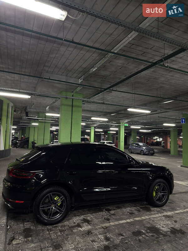 Внедорожник / Кроссовер Porsche Macan 2015 в Киеве фото 41 Внедорожник / Кроссовер Porsche Macan 2015 в Киеве