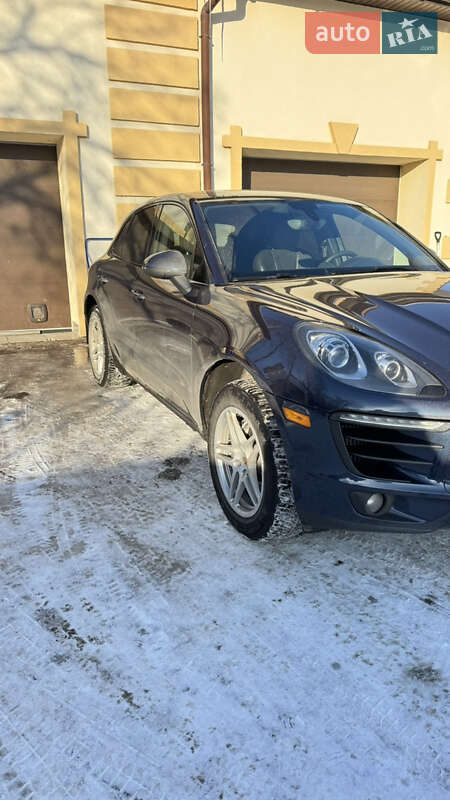 Внедорожник / Кроссовер Porsche Macan 2015 в Киеве