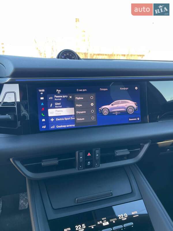 Внедорожник / Кроссовер Porsche Macan 2024 в Львове