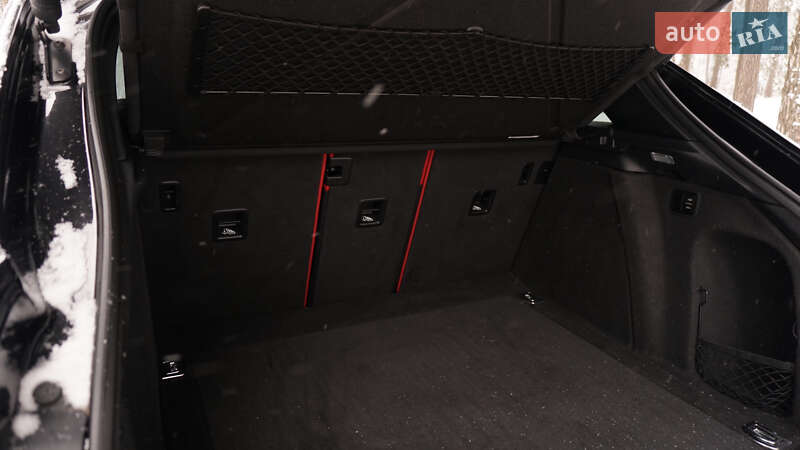 Внедорожник / Кроссовер Porsche Macan 2015 в Киеве