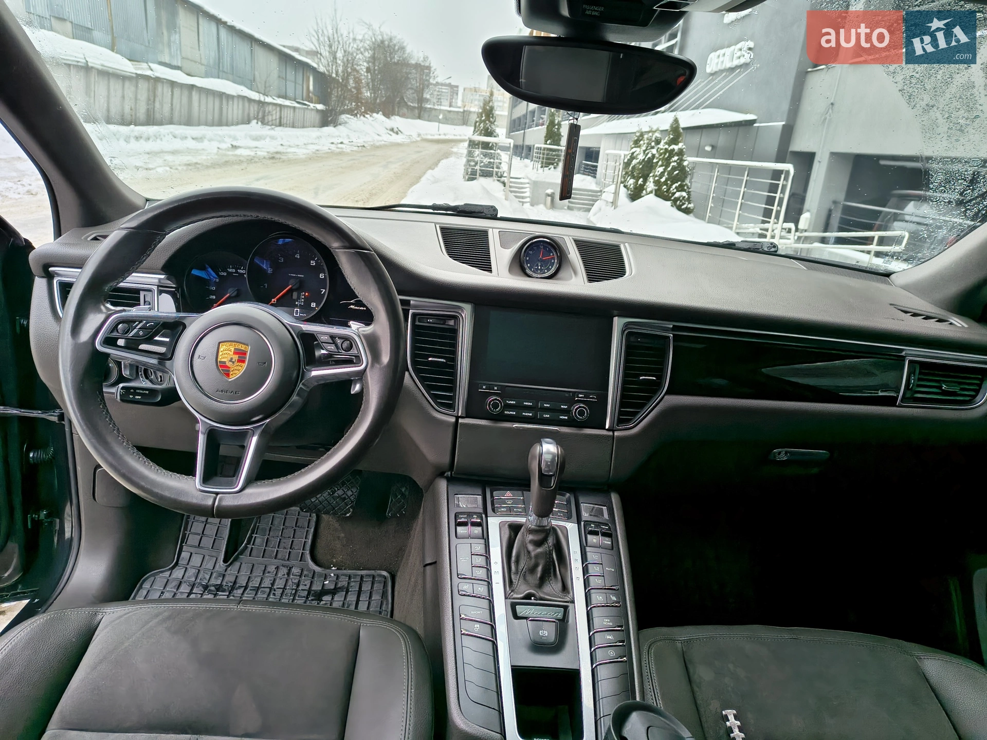2018 Porsche Macan - мініатюра 38