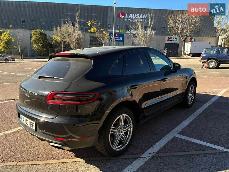 Внедорожник / Кроссовер Porsche Macan 2016 в Киеве