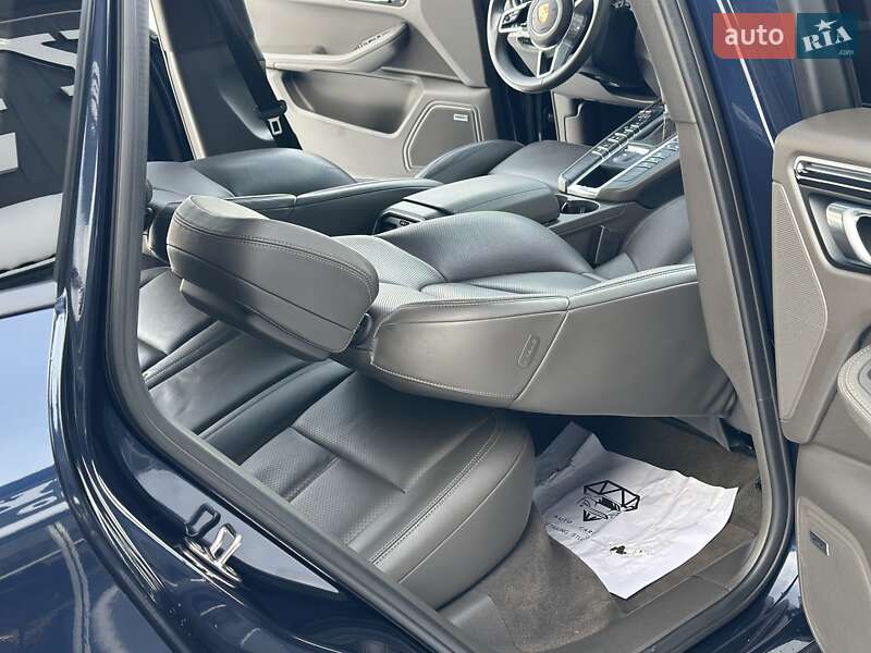 Внедорожник / Кроссовер Porsche Macan 2018 в Дрогобыче фото 69 Внедорожник / Кроссовер Porsche Macan 2018 в Дрогобыче