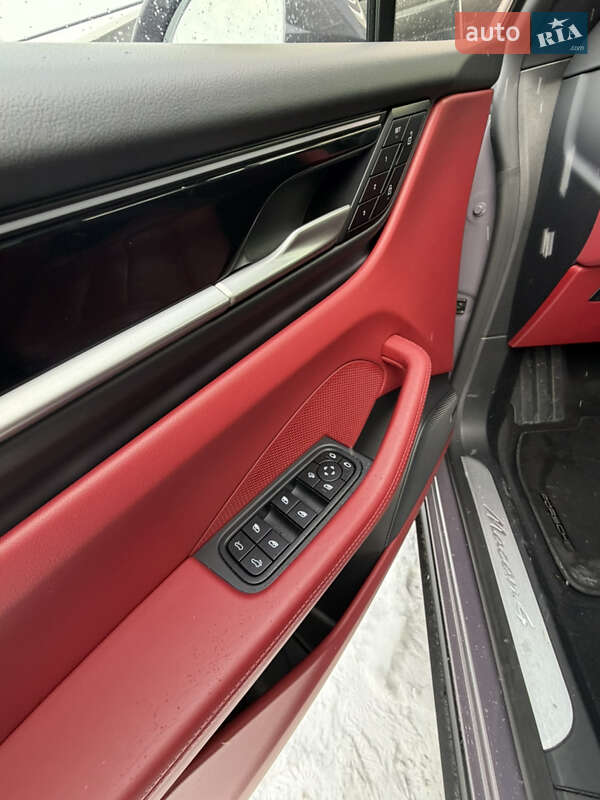 Позашляховик / Кросовер Porsche Macan 2025 в Львові фото 24 Позашляховик / Кросовер Porsche Macan 2025 в Львові