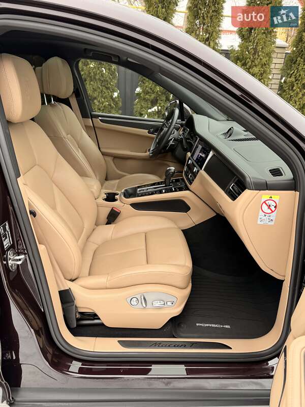 Внедорожник / Кроссовер Porsche Macan 2023 в Черновцах