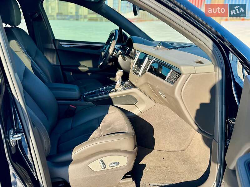 Позашляховик / Кросовер Porsche Macan 2018 в Києві фото 29 Позашляховик / Кросовер Porsche Macan 2018 в Києві