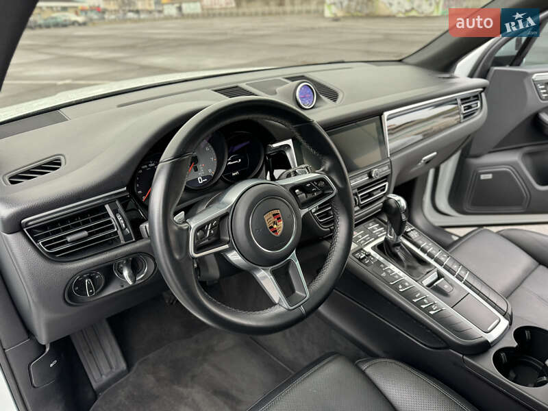 Внедорожник / Кроссовер Porsche Macan 2019 в Харькове