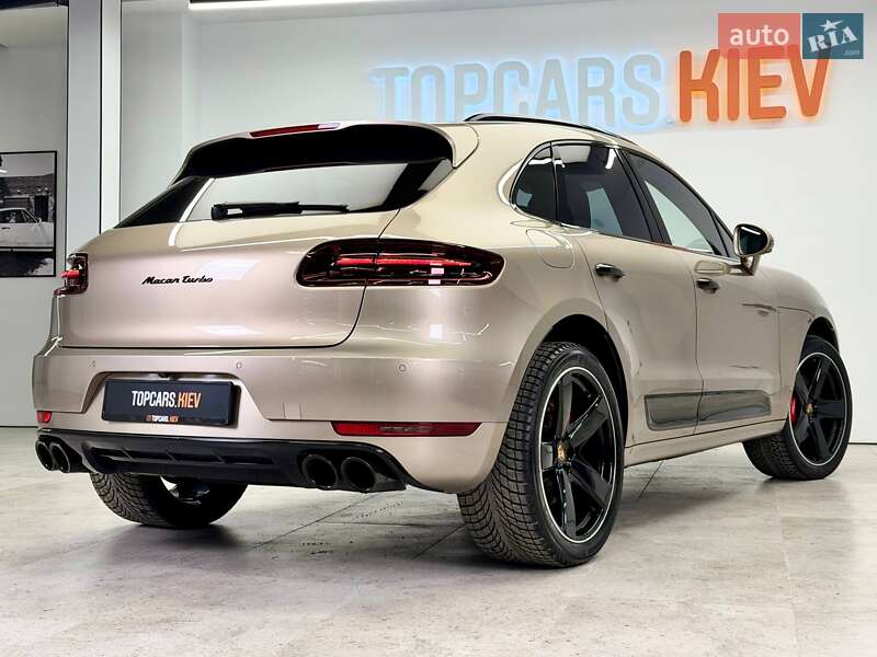 Внедорожник / Кроссовер Porsche Macan 2016 в Киеве