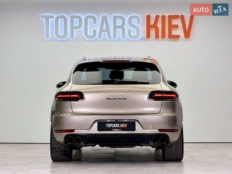 Внедорожник / Кроссовер Porsche Macan 2016 в Киеве