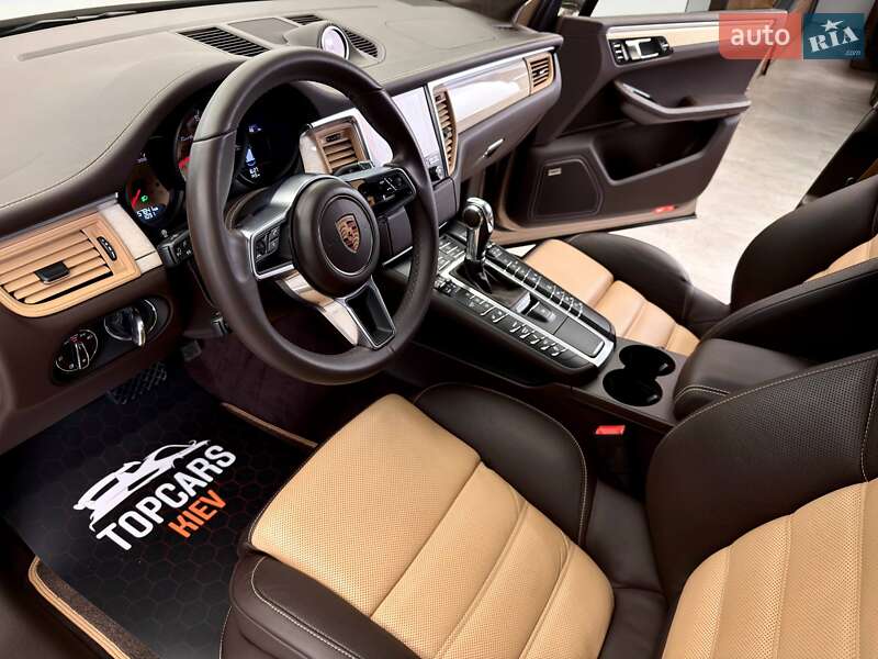 Внедорожник / Кроссовер Porsche Macan 2016 в Киеве