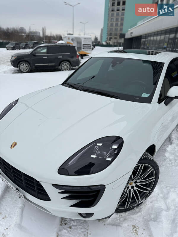 Внедорожник / Кроссовер Porsche Macan 2018 в Киеве фото 12 Внедорожник / Кроссовер Porsche Macan 2018 в Киеве