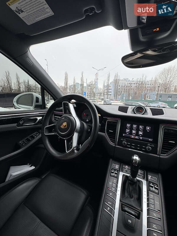 Внедорожник / Кроссовер Porsche Macan 2018 в Киеве фото 20 Внедорожник / Кроссовер Porsche Macan 2018 в Киеве