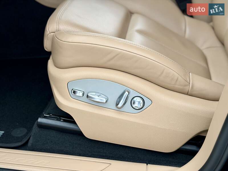 Внедорожник / Кроссовер Porsche Macan 2021 в Киеве