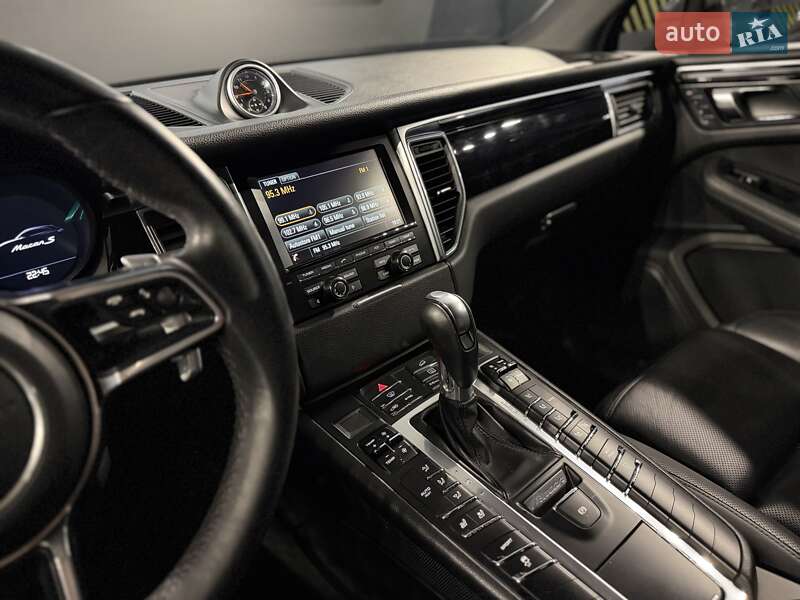 Позашляховик / Кросовер Porsche Macan 2015 в Одесі фото 17 Позашляховик / Кросовер Porsche Macan 2015 в Одесі