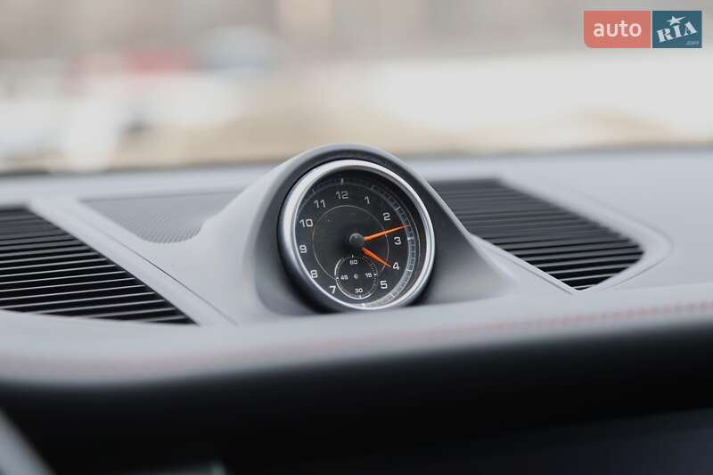Внедорожник / Кроссовер Porsche Macan 2018 в Киеве фото 22 Внедорожник / Кроссовер Porsche Macan 2018 в Киеве