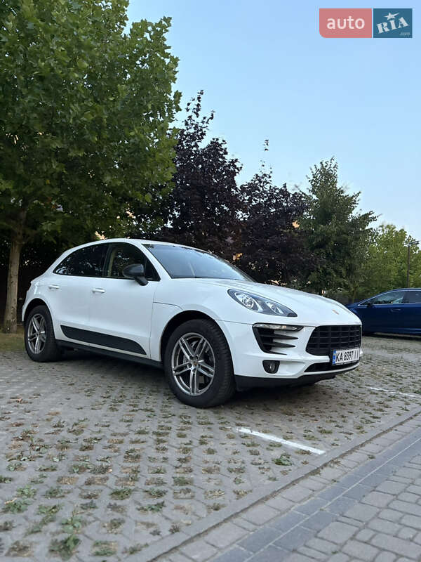 Позашляховик / Кросовер Porsche Macan 2014 в Києві