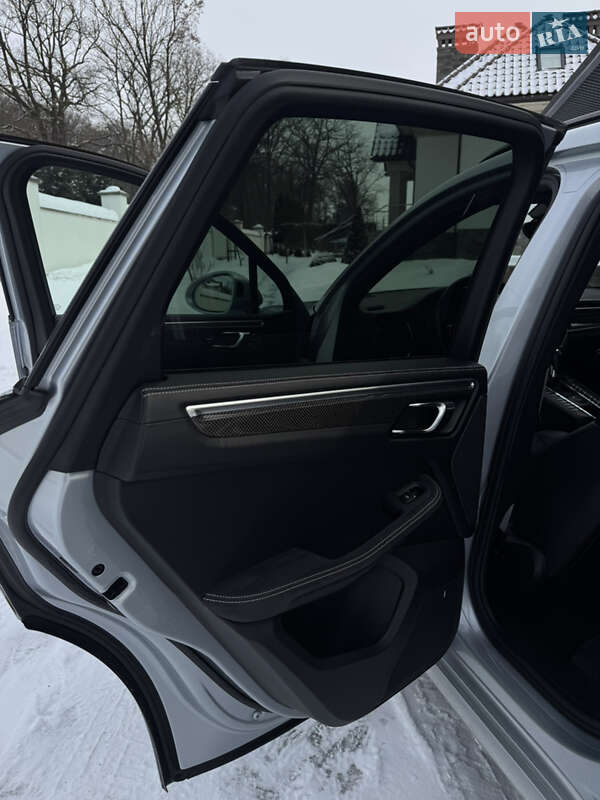 Внедорожник / Кроссовер Porsche Macan 2016 в Тернополе