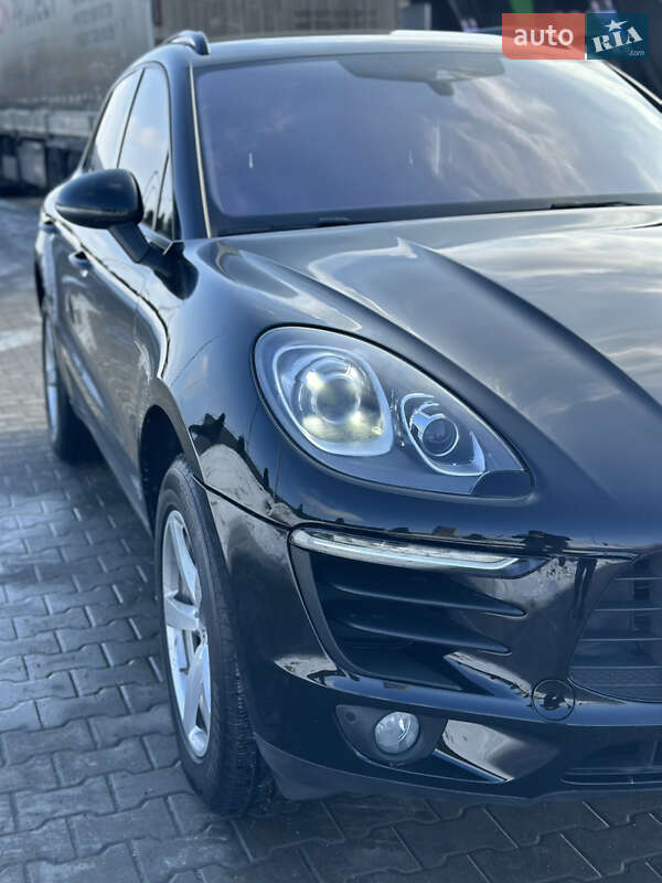 Позашляховик / Кросовер Porsche Macan 2018 в Тернополі