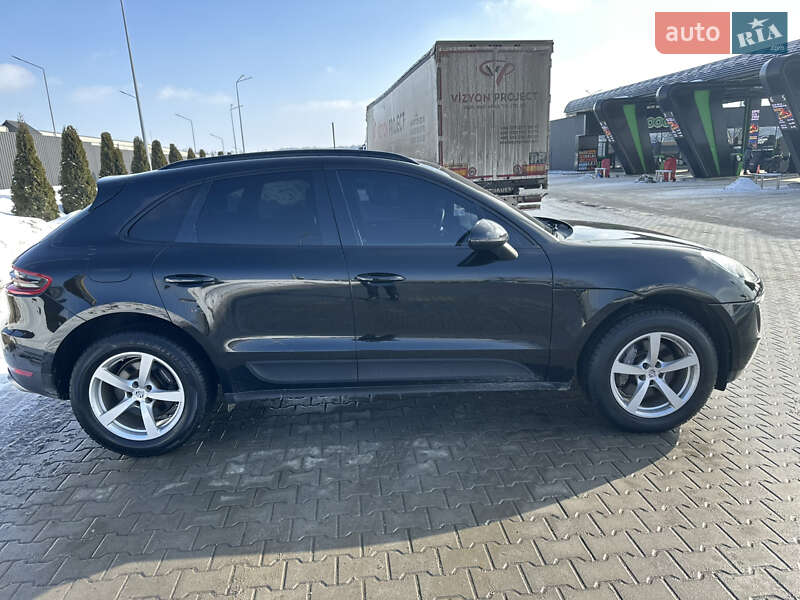 Позашляховик / Кросовер Porsche Macan 2018 в Тернополі