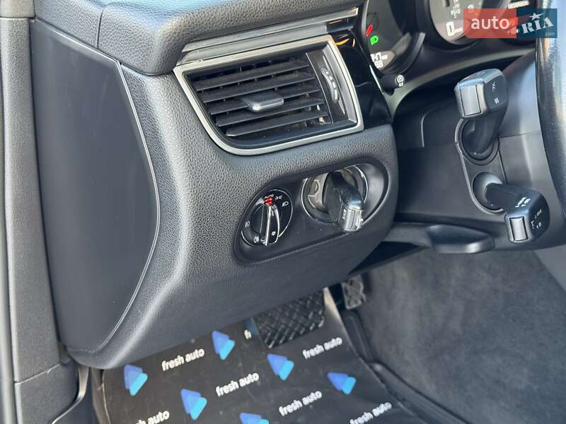 Внедорожник / Кроссовер Porsche Macan 2015 в Ровно фото 17 Внедорожник / Кроссовер Porsche Macan 2015 в Ровно