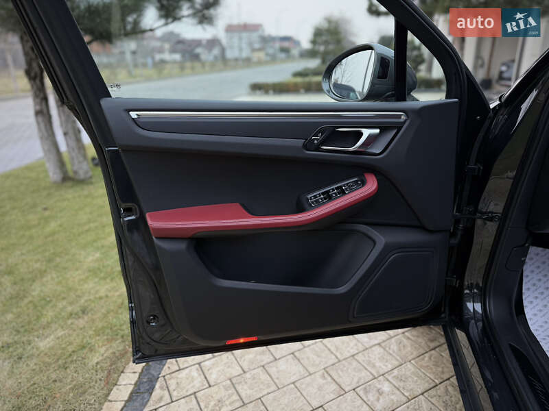 Внедорожник / Кроссовер Porsche Macan 2023 в Одессе фото 31 Внедорожник / Кроссовер Porsche Macan 2023 в Одессе