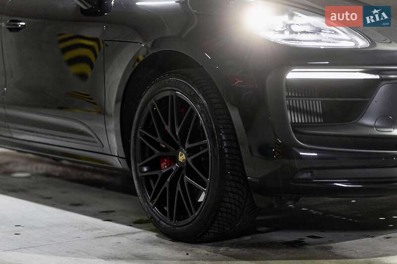 Позашляховик / Кросовер Porsche Macan 2023 в Тернополі