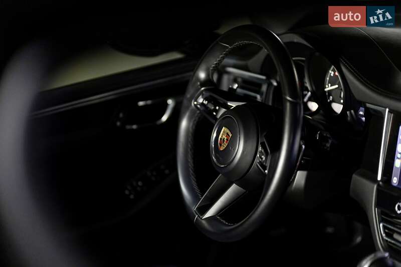 Позашляховик / Кросовер Porsche Macan 2023 в Тернополі