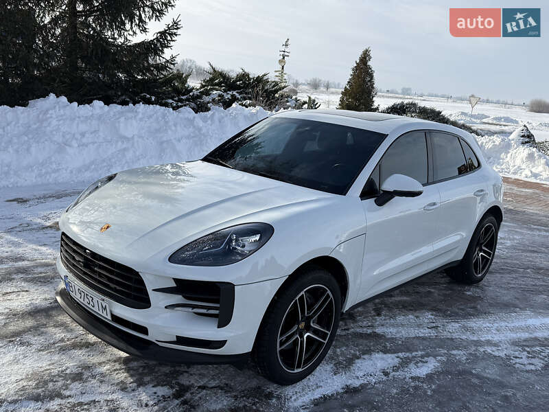 Porsche Macan 2021