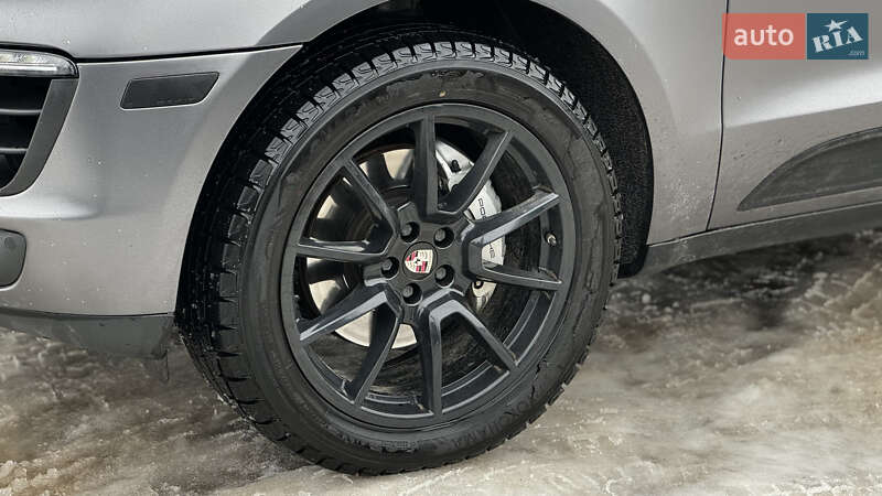 Позашляховик / Кросовер Porsche Macan 2016 в Києві