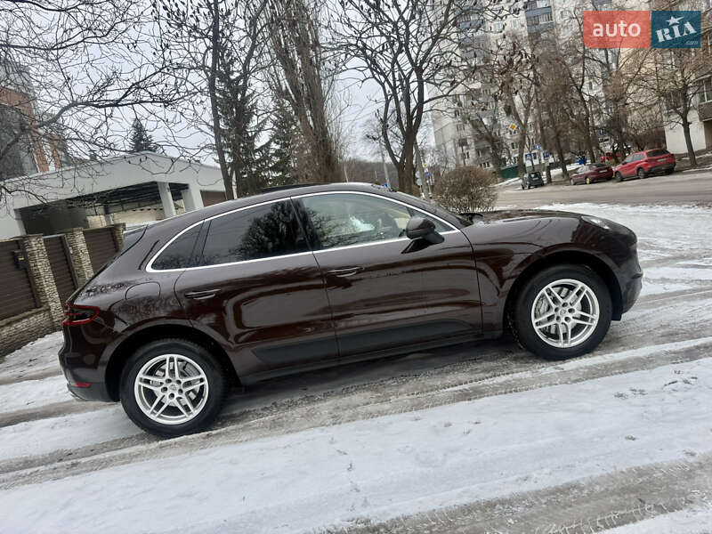 Позашляховик / Кросовер Porsche Macan 2014 в Києві