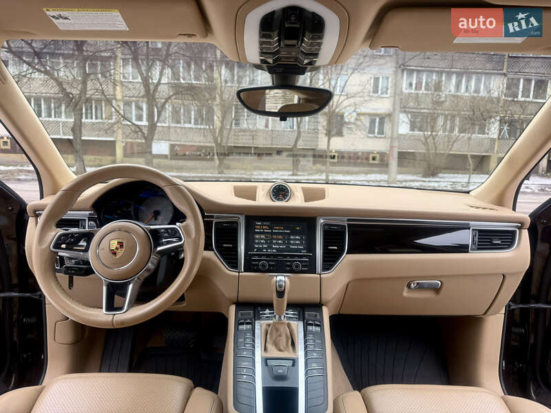 Позашляховик / Кросовер Porsche Macan 2014 в Києві