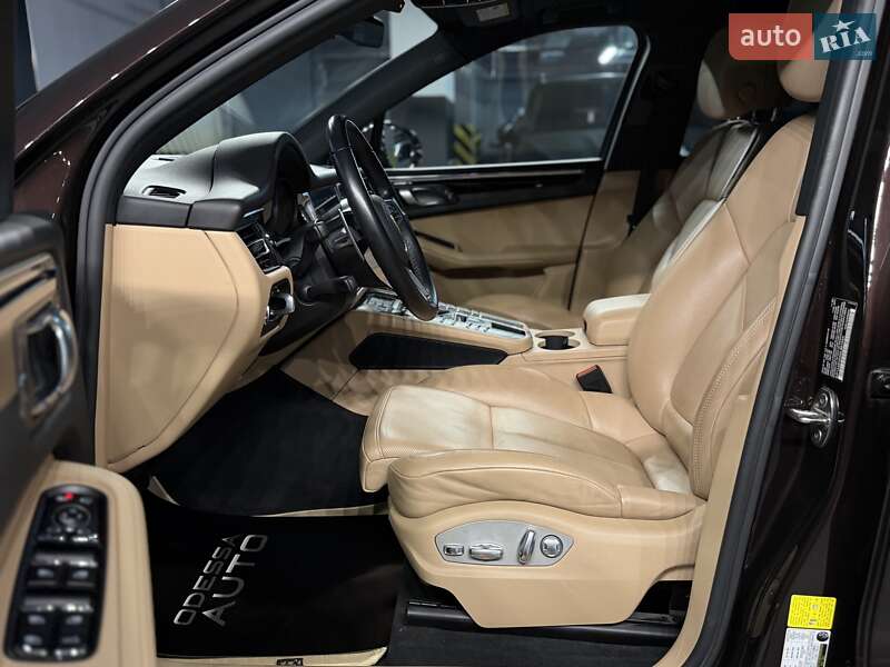 Внедорожник / Кроссовер Porsche Macan 2020 в Одессе