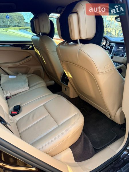 Внедорожник / Кроссовер Porsche Macan 2016 в Хмельницком